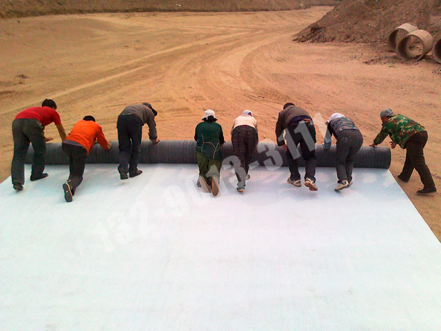 膨潤土防水毯施工