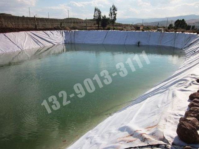 復合土工膜施工