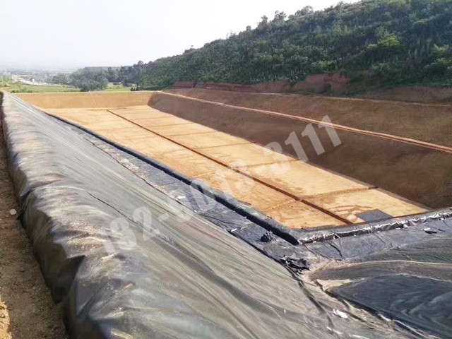 養殖土工膜施工