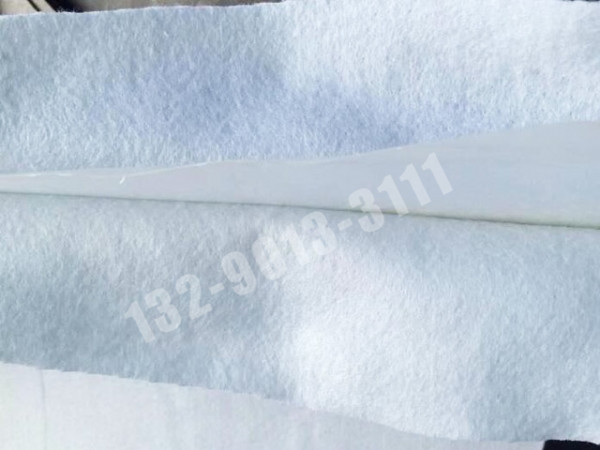 兩布一膜（短絲土工布）