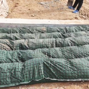 加筋生態(tài)袋