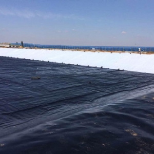 固廢物填埋防滲膜施工