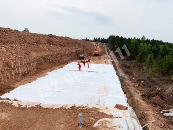 耐久加筋濾網(wǎng)施工