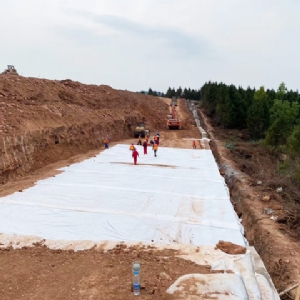 耐久加筋濾網(wǎng)施工