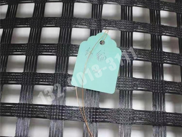 高強度聚酯經(jīng)編土工格柵