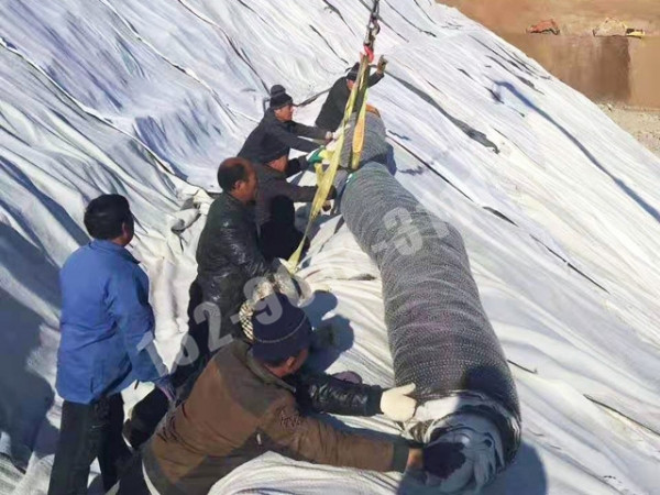 膨潤土防水毯鋪設