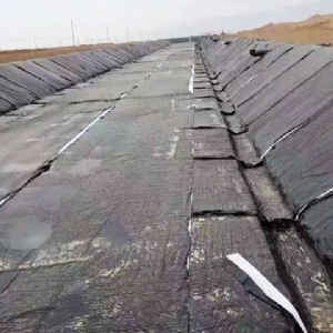 覆膜膨潤土防水毯施工